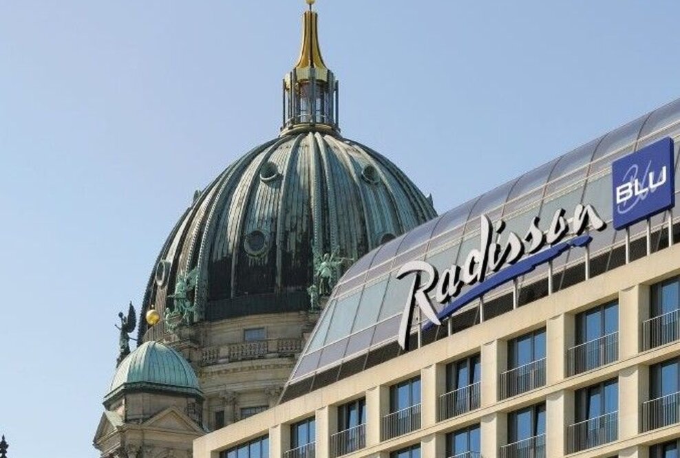 Radisson Blu Hotels Berlin und Hamburg als Top-Arbeitgeber ausgezeichnet