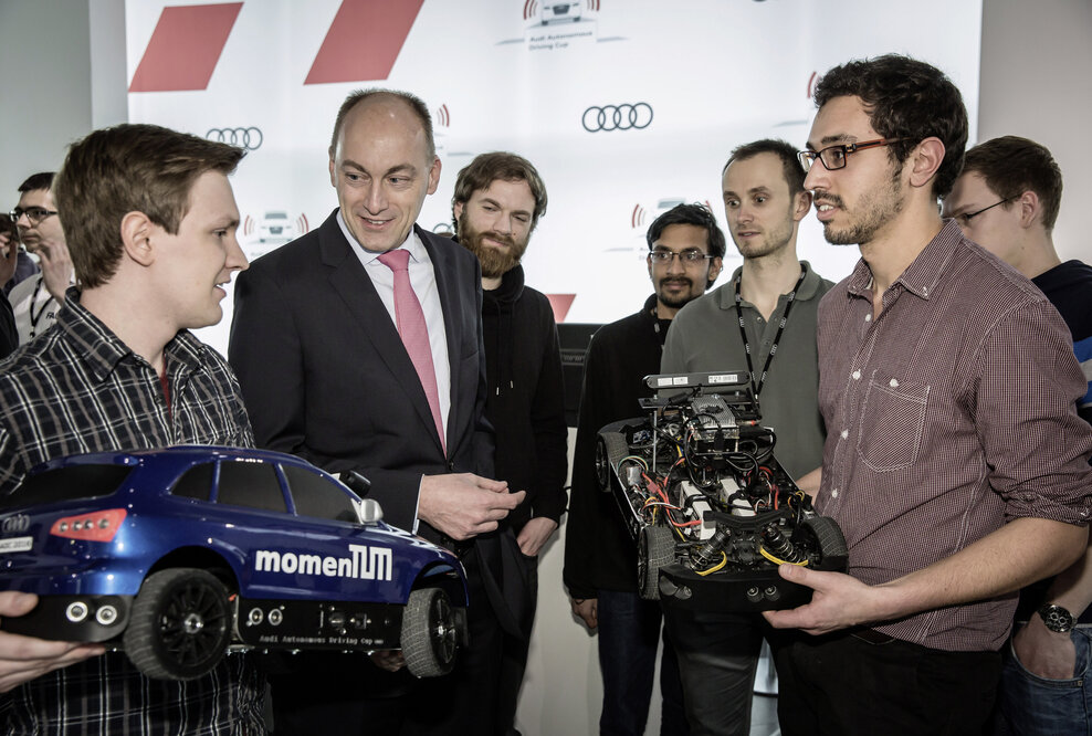 Sieger nach Punkten: Team FAUtonOHM gewinnt den Audi Autonomous Driving Cup 2016