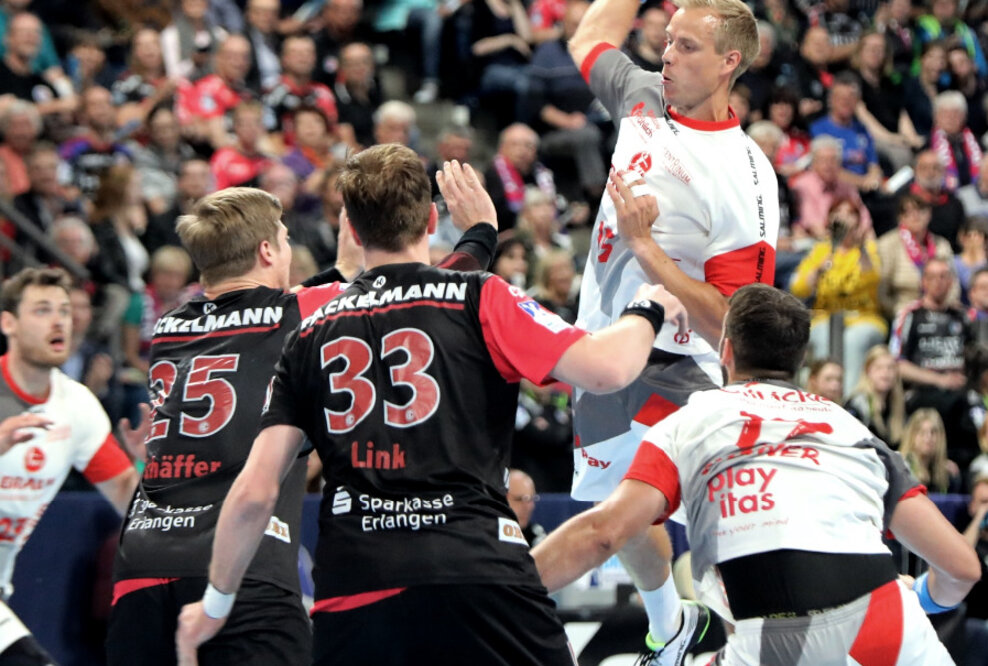 Handball: HC Erlangen unterliegt im Herzschlagfinale Melsungen