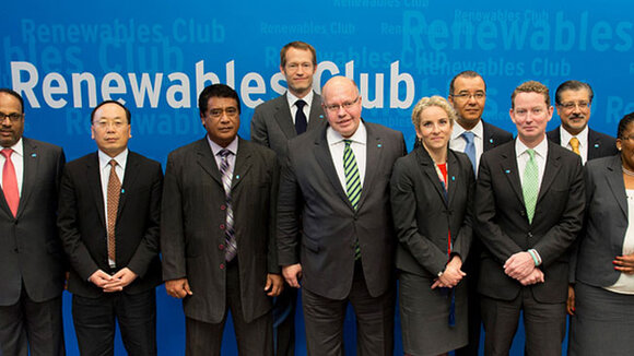 Vertreter aus zehn Vorreiterländern gründen "Club der Energiewende-Staaten"