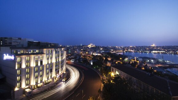 Carlson Rezidor eröffnet Radisson Blu Hotel Istanbul Pera