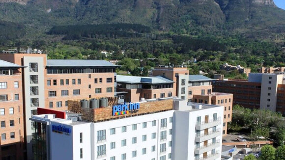 Carlson Rezidor eröffnet weiteres Flagship-Hotel in Südafrika: Park Inn by Radisson Cape Town Newlands