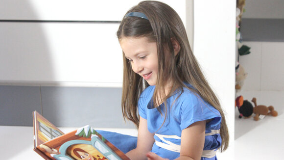 Mumablue begeistert mit seinen personalisierten Kinderbüchern jetzt auch Kinder in Deutschland.