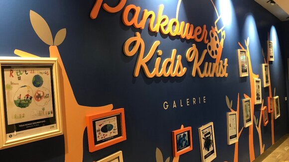 Kunstgalerie von Pankower Schulkindern in den Schönhauser Allee Arcaden eröffnet