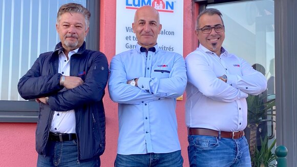 Lumon Schweiz – Die Spezialisten für Balkon- und Sitzplatzverglasungen